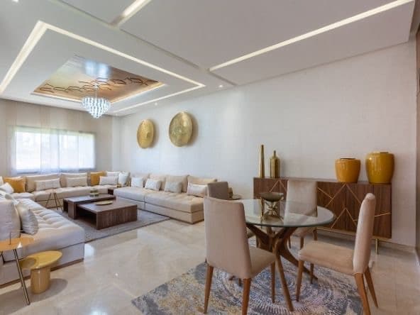 Check-in automatisé vs conciergerie personnalisée à Marrakech : que choisir ?